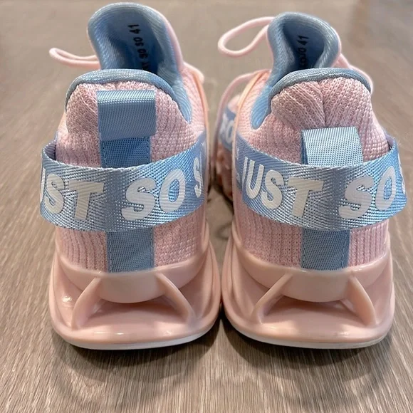 Just So So Women’s Running Shoes Pink Blue Size 9.5 - Picture 2 of 7